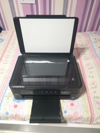 Impresora Epson Expression Home XP-225 de segunda mano por 80 EUR en  Almería en WALLAPOP