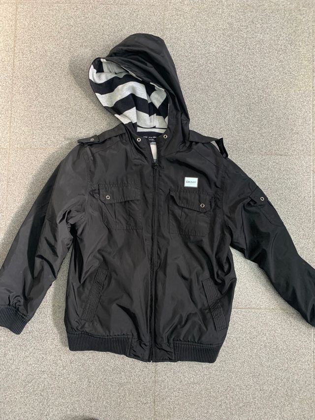 Chaqueta DKNY para niño talla 10