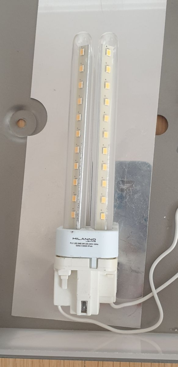 2 plafones techo empotrables. IRVALAMP.