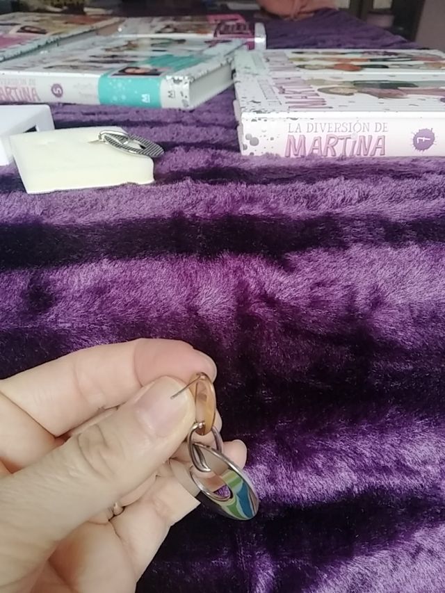 Pendientes de acero NUEVOS