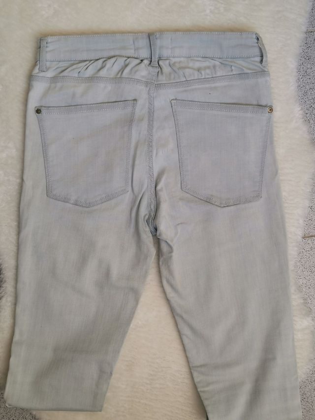 Calça Skinny de Cintura Alta Clara para Homem