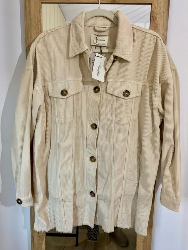 Chaqueta oversize Stradivarius NUEVA.