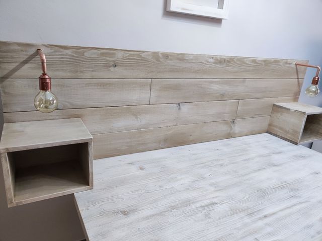 cabezal cama con mesitas e iluminación
