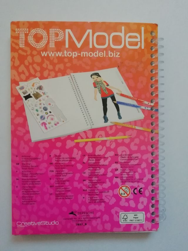 Libro Top Model para colorear y disenyar