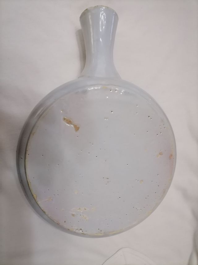 Scatola per spiedo e vecchio vasino