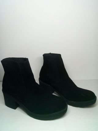 Botines negros talla 37. Marypaz de segunda mano por 10 EUR en Alicante en  WALLAPOP