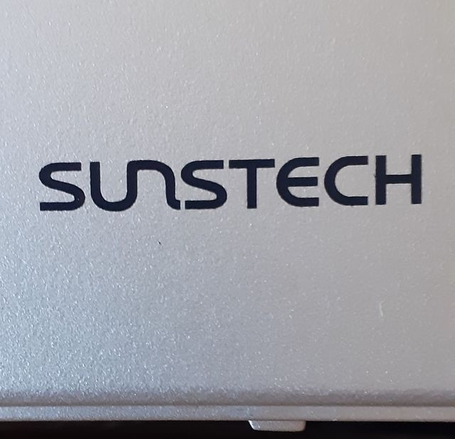 DVD CON ASCESORIOS Y BOLSA. MÁS REGALO CDS