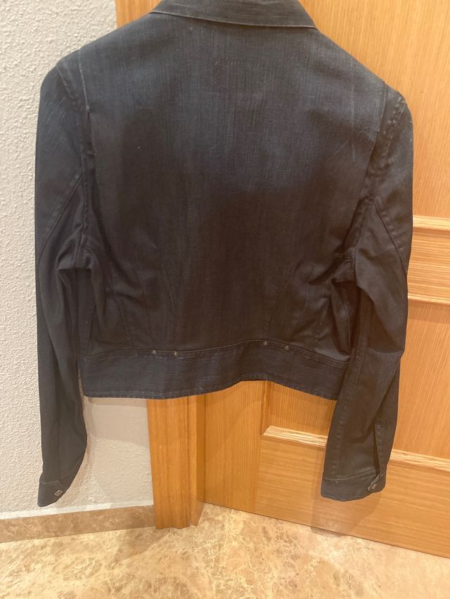 Chaqueta levis mujer