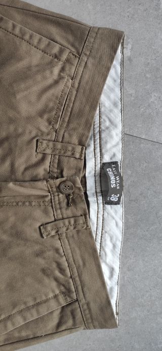 Pantalones del catálogo de Primark para hombre