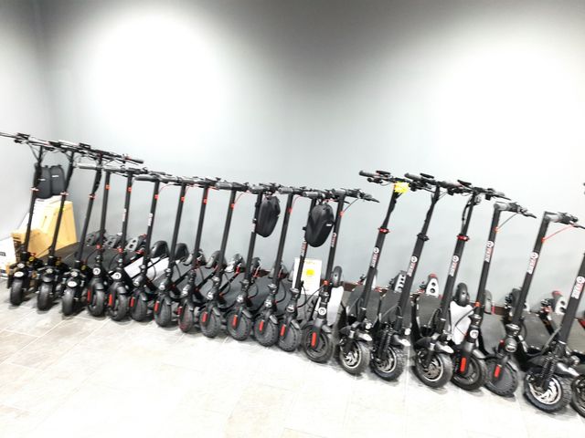 TALLER Patinetes Motos Quads Recambios...Tgna