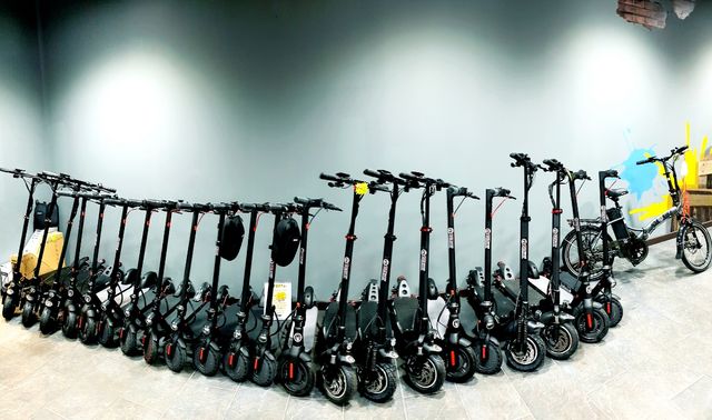TALLER Patinetes Motos Quads Recambios...Tgna