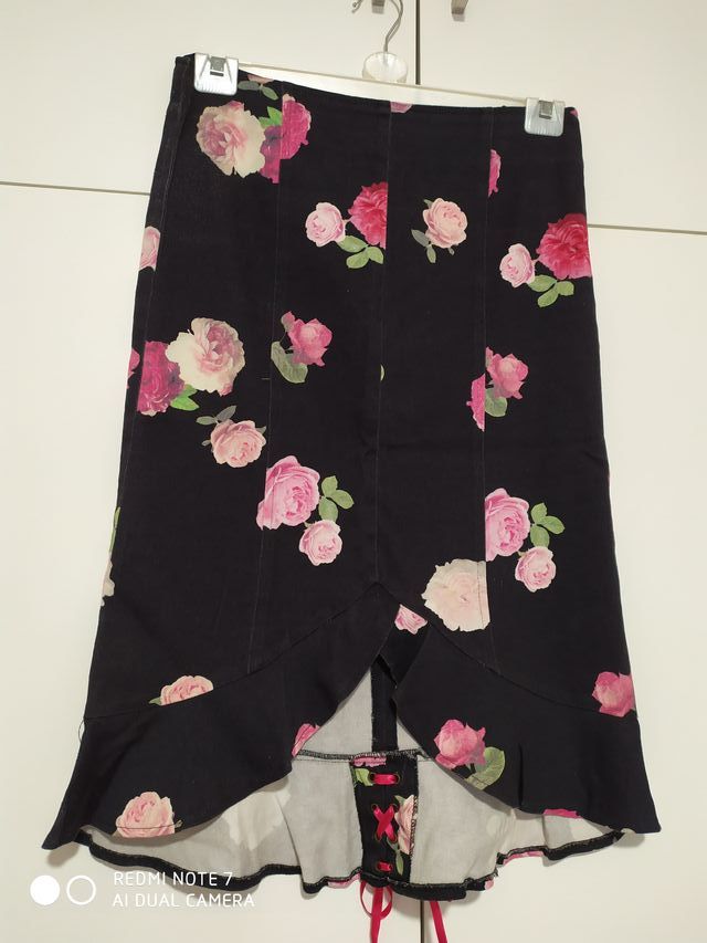 Falda estampada flores. Mujer. Blanco. M-L