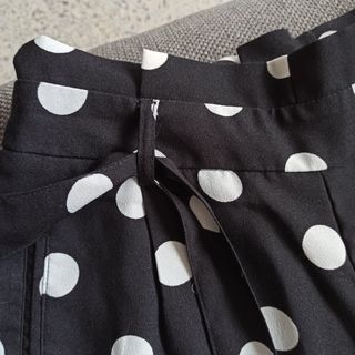 PANTALÓN MASCULINO LUNARES - Marrón / Crudo | ZARA España
