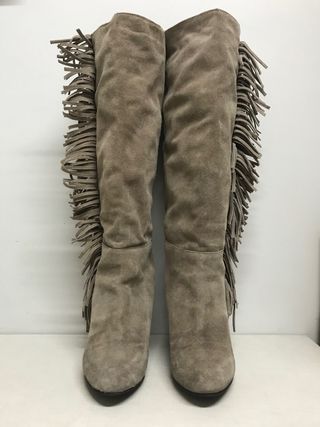 BOTA CAÑA ALTA STRADIVARIUS de segunda mano por 15 EUR en Ponferrada en  WALLAPOP