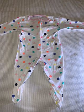 Pijama pelele bebé Primark talla 3-6 meses (3x2) de segunda mano por 1 EUR  en Palma de Mallorca en WALLAPOP
