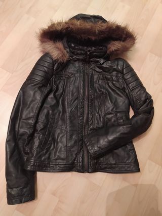 Chaqueta polipiel Fórmula Joven. de segunda mano por 18 EUR en Madrid en  WALLAPOP