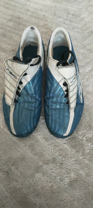 Césped artificial (AG) | Botas de fútbol | Tienda oficial Umbro