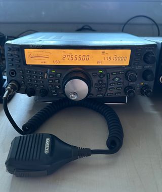 トランシーバー KENWOOD TS-2000S 100W Kenwood Ts 2000 HF - VHF - UHF 100w All Mode Trans de Segunda mano