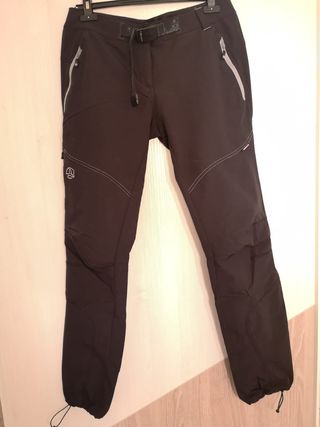 Pantalones de montaña mujer Ternua (talla L) de segunda mano por 37 EUR en  Burgos en WALLAPOP