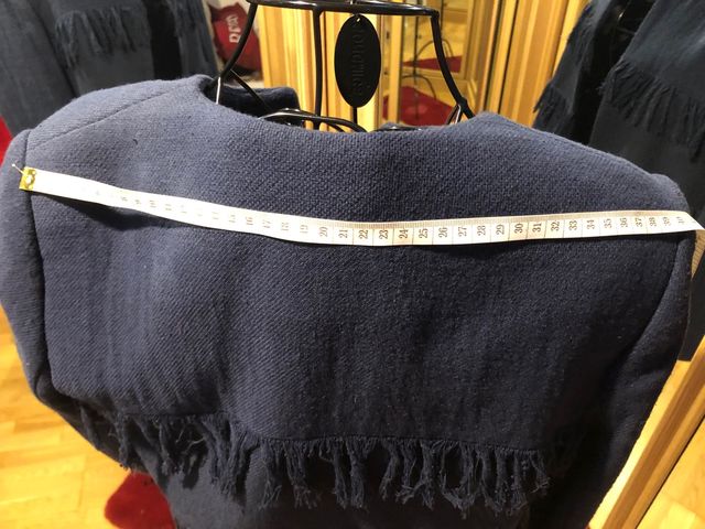 Chaleco o torera con flecos de Mango 