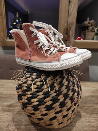 Zapatillas Converse altas mujer de segunda mano por 25 EUR en Bilbao en  WALLAPOP