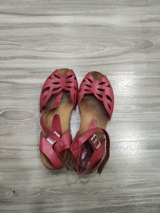 Sandalias Plataformas Rojas Con Doble Hebilla Y Cordón De Rafia Mijas Yokono  | Querol