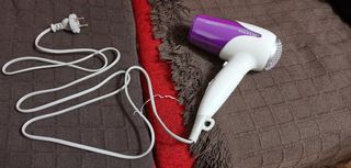 Secador Taurus Studio 2000 Ionic Frizz Protect de segunda mano por 18 EUR  en L\\'Hospitalet de Llobregat en WALLAPOP