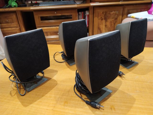 Sistema 5.1 Cinematic Sound System