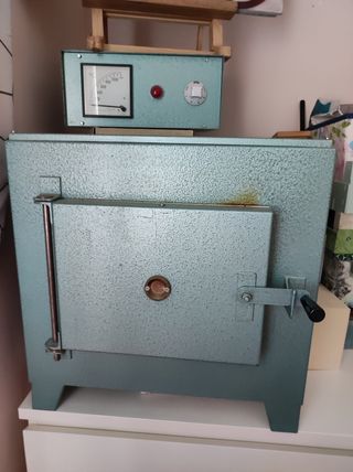 Horno de esmaltes al fuego de segunda mano por 590 EUR en Brunete en  WALLAPOP