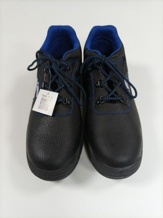 Zapatos de seguridad talla 44 de segunda mano por 25 EUR en Salamanca en  WALLAPOP