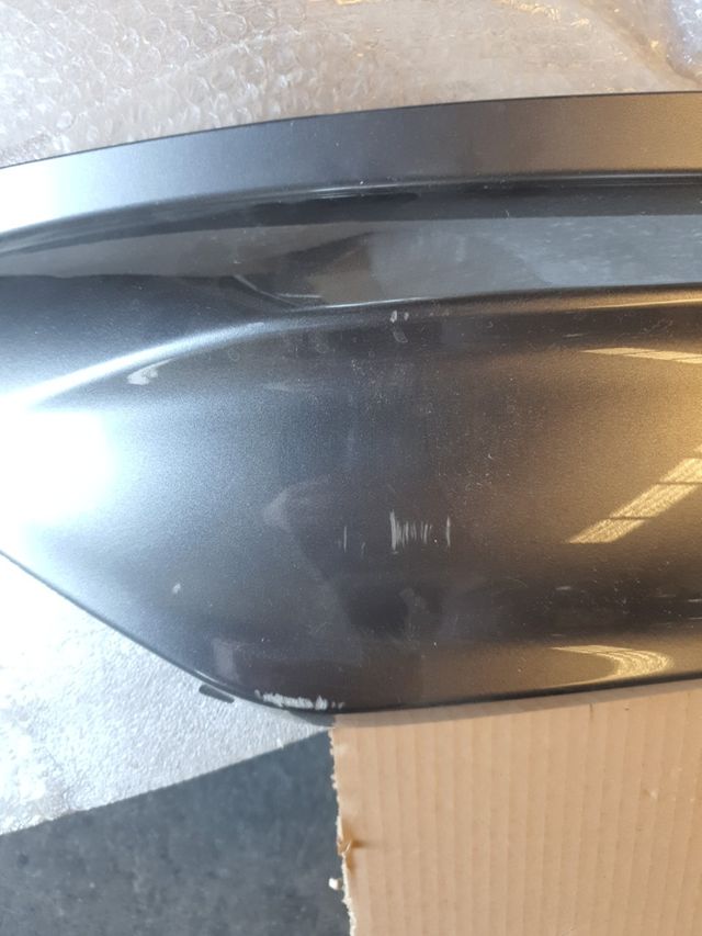 Kymco Grand Dink carcasa lateral Izq