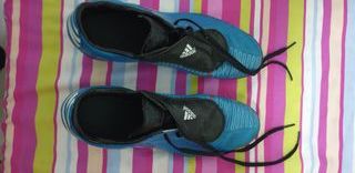 Botas de fútbol de Messi temporada 2010-2011 de segunda mano por 100 EUR en  Córdoba en WALLAPOP