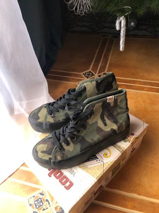 Zapatillas plataforma coolway de segunda mano por 5 EUR en Cartaya en  WALLAPOP