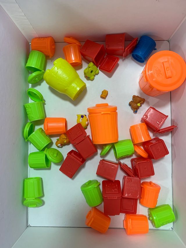 Basurillas Trash pack set