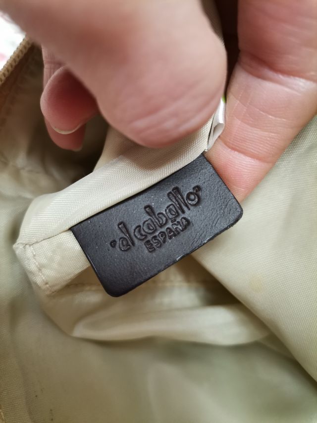 Neceser marca el caballo