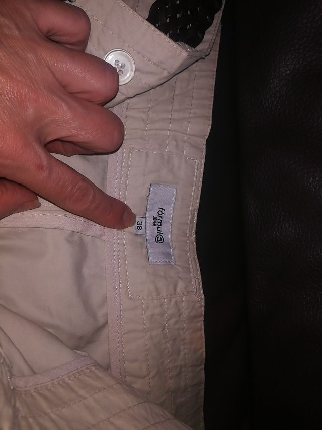 Falda corta color crudo