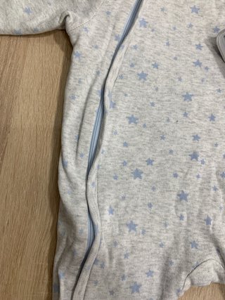 Pijama manta T 12-18 meses de segunda mano por 5 EUR en Cartagena en  WALLAPOP