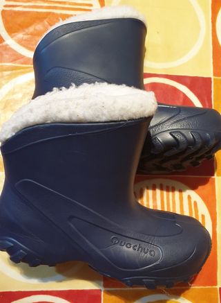 Botas nieve Junior 36-37 de segunda mano por 10 EUR en Illescas en WALLAPOP