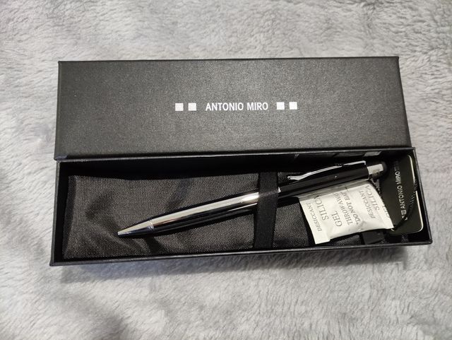 Bolígrafo Antonio Miró. HAGO ENVÍOS