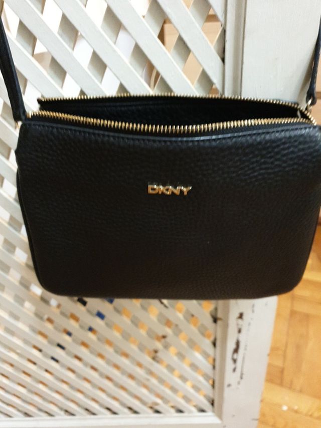 DkNY original impecable