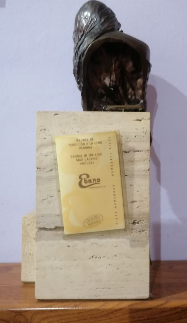 Escultura Manuel Vidal