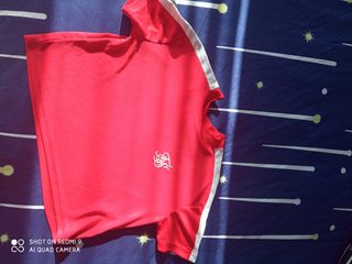 Chandal rojo siksilk de segunda mano por 40,99 EUR en Barcelona en WALLAPOP