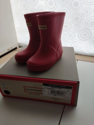 Botas de agua Hunter baby número 21, 4uk de segunda mano por 27 EUR en San  Bizenti-Barakaldo en WALLAPOP
