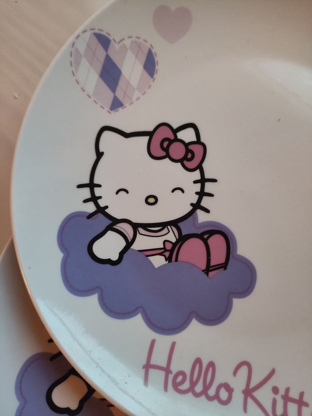 3 platos fuentes Hello Kitty