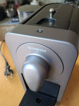 Cafetera KRUPS PRODIGIO. Nespresso. WiFi de segunda mano por 98 EUR en  Barcelona en WALLAPOP