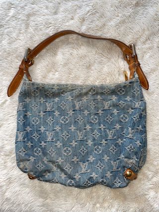 Bolso LOUIS VUITTON vaquero de segunda mano por 300 EUR en R.a.c.e. en  WALLAPOP