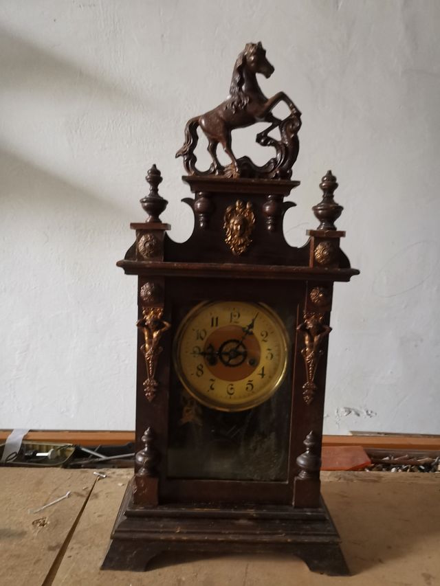 reloj antiguo de pared o ménsulas entrega en mano
