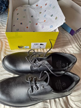Zapatos uniforme Pablosky talla 43 de segunda mano por 25 EUR en Zaragoza  en WALLAPOP
