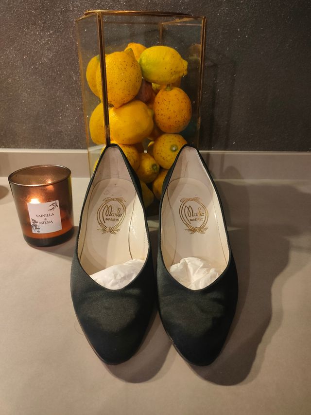 Marlo. Zapatos raso negro n° 37