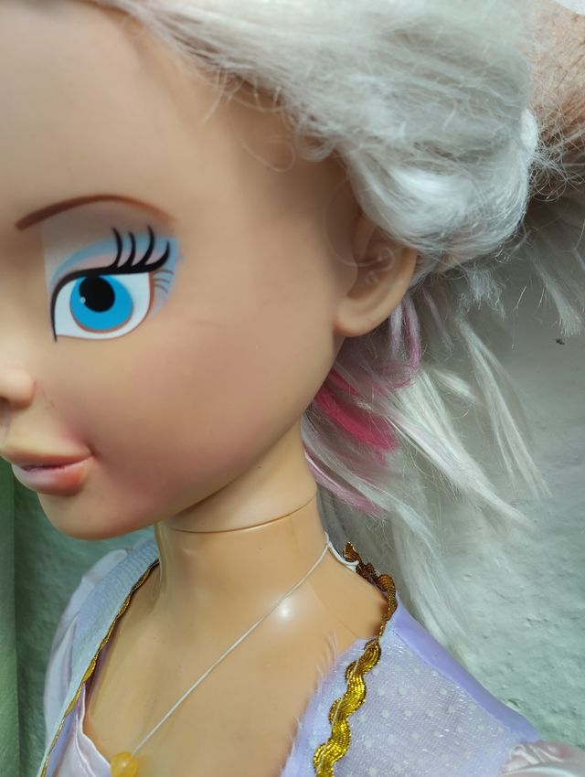 muñeca princesa alta